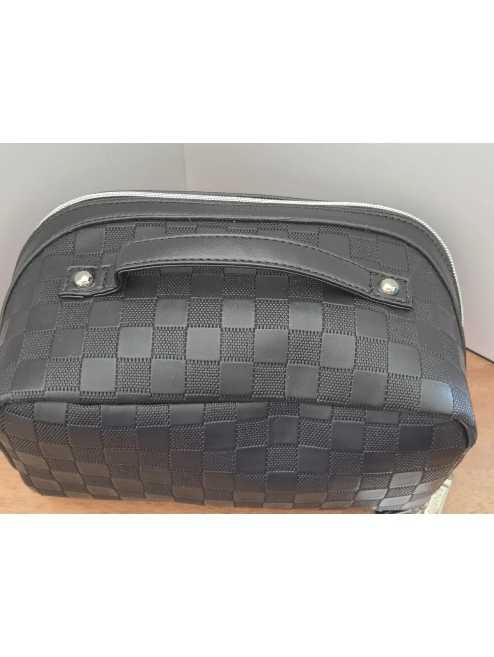 BOYATU Black Checkered Cosmetic